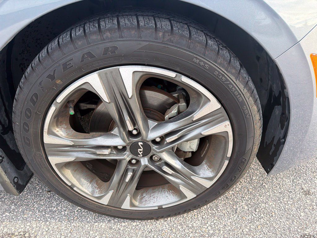 Used 2023 Kia K5 EX FWD image 7