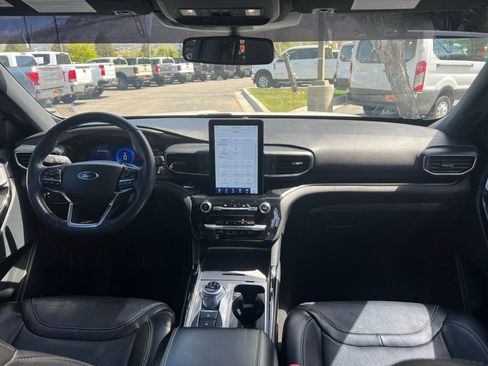 Used 2023 Ford Explorer ST w/ Equipment Group 401A AWD/4WD image 22