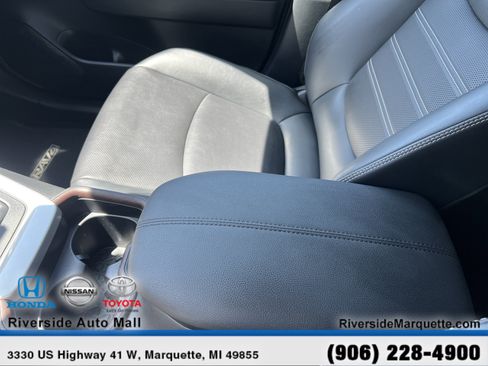 Used 2020 Toyota RAV4 Limited AWD/4WD image 20