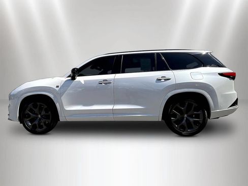 Used 2025 Lexus TX 500h AWD w/ Technology Package image 8