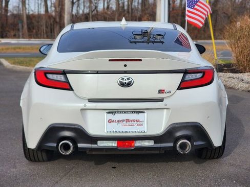 Used 2025 Toyota GR86 image 6