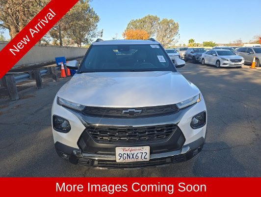 Used 2023 Chevrolet TrailBlazer ACTIV w/ Sun and Liftgate Package FWD image 2