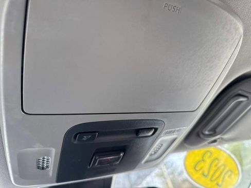 Used 2023 Toyota Camry SE FWD image 27