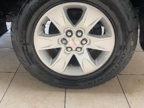 Used 2016 GMC Canyon SLE RWD image 30