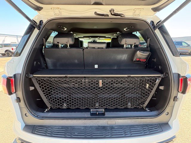 Used 2025 Toyota Sequoia TRD Pro AWD/4WD image 38