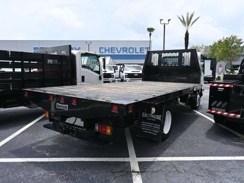 Used 2024 Chevrolet Low Cab Forward RWD image 4