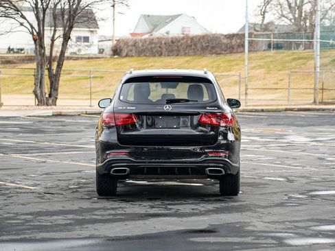 Used 2021 Mercedes-Benz GLC 300 4MATIC image 6