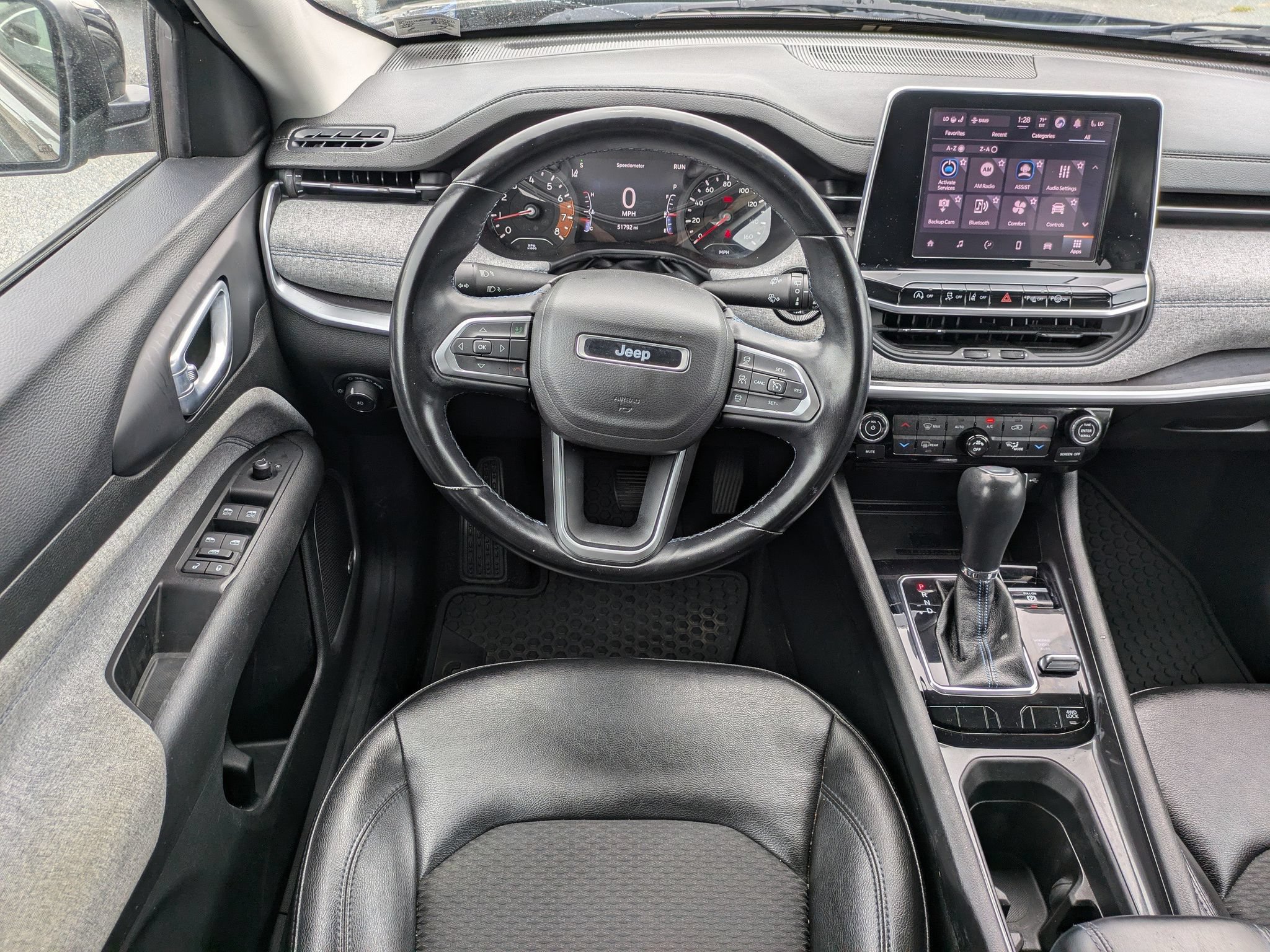 Used 2022 Jeep Compass Latitude w/ Sun and Sound Group AWD/4WD image 17