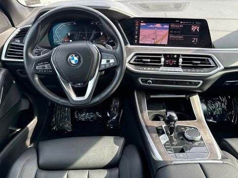 Used 2022 BMW X5 xDrive40i image 2