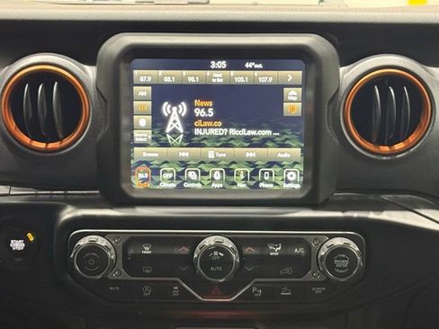 Used 2022 Jeep Gladiator Mojave w/ LED Lighting Group image 27