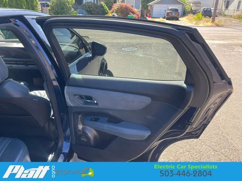 Used 2023 Nissan Ariya AWD/4WD image 48