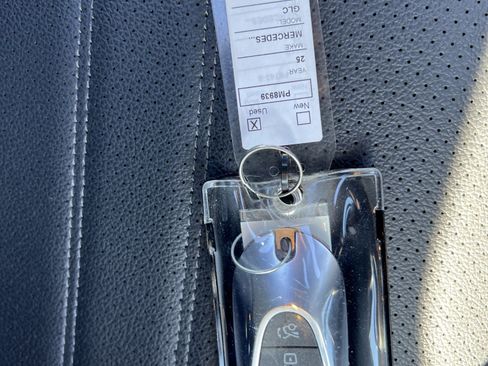 Certified 2025 Mercedes-Benz GLC 300 4MATIC image 38
