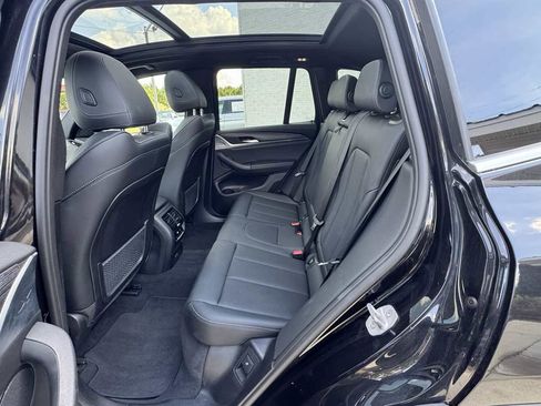 Used 2024 BMW X3 xDrive30i image 9