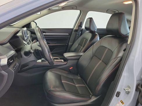 Used 2024 Nissan Altima 2.5 SR FWD image 18