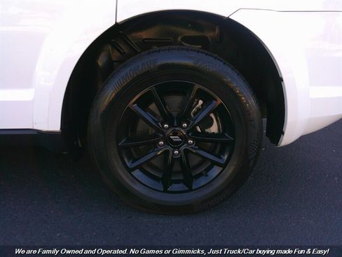 Used 2020 Dodge Journey SE w/ SE Popular Equipment Group image 52