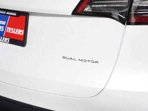 Used 2023 Tesla Model Y Long Range image 4