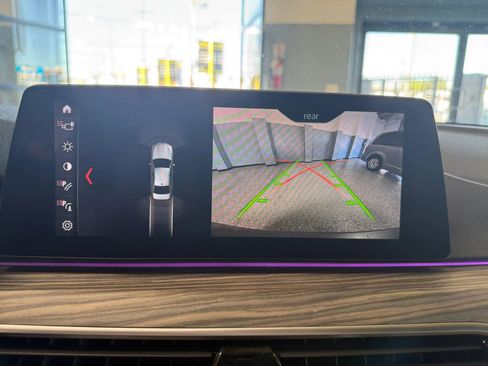 Used 2018 BMW 530e image 18