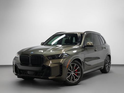 Used 2026 BMW X5 xDrive50e w/ M Sport Package AWD/4WD image 6