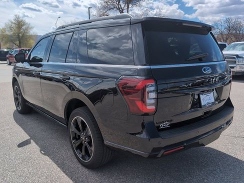 Used 2024 Ford Expedition Limited AWD/4WD image 8