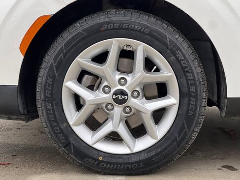 Used 2022 Kia Soul LX w/ Technology Package image 26