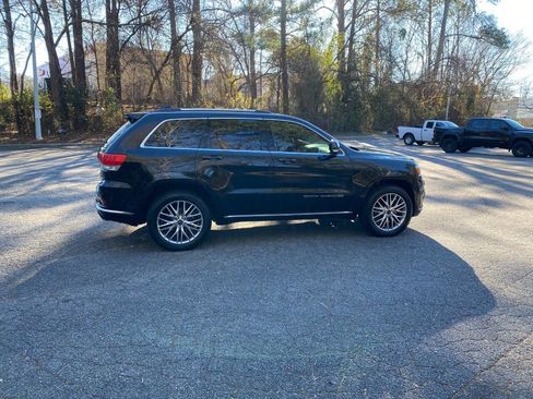 Used 2017 Jeep Grand Cherokee Summit w/ Platinum Series Group image 4