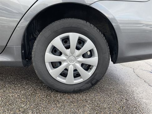 Used 2013 Toyota Corolla L image 10