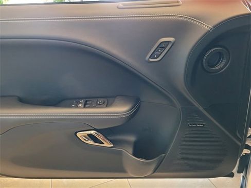 Used 2023 Dodge Challenger SRT Hellcat image 18