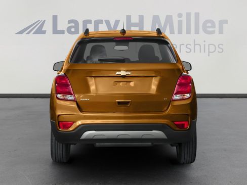 Used 2018 Chevrolet Trax LT w/ Driver Confidence Package FWD image 8