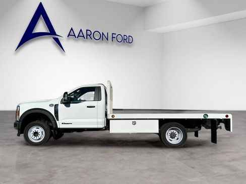 Used 2024 Ford F550 2WD Regular Cab Super Duty w/ XL Chrome Package image 2