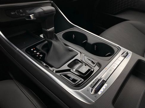 New 2026 Kia Carnival SX image 22