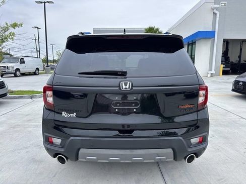 Used 2023 Honda Passport TrailSport image 6