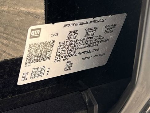 Used 2023 GMC Yukon Denali w/ Denali Reserve Package image 32