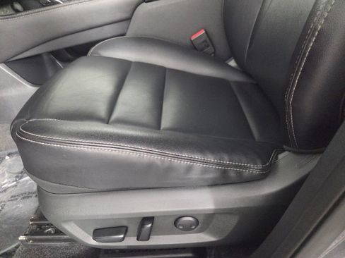 Used 2023 Nissan Rogue SL w/ SL Premium Package FWD image 11