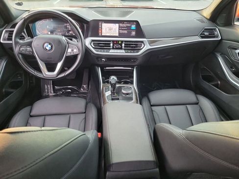 Used 2021 BMW 330i Sedan w/ Driving Assistance Package image 21