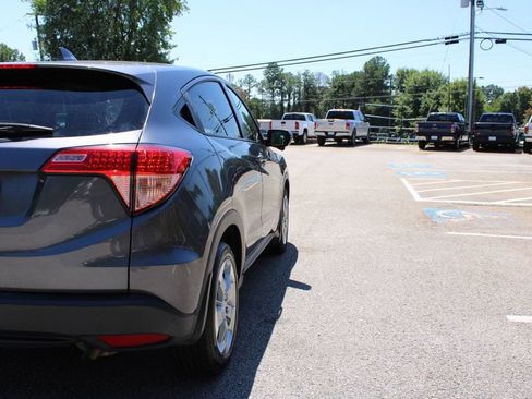 Used 2017 Honda HR-V EX image 31