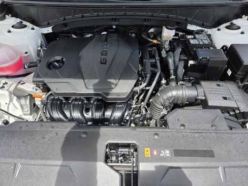 Used 2025 Hyundai Tucson SE FWD image 28