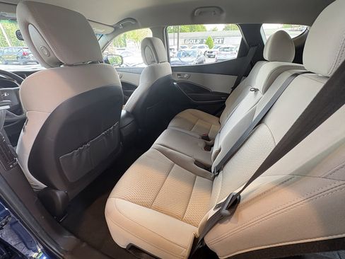 Used 2018 Hyundai Santa Fe Sport FWD image 22