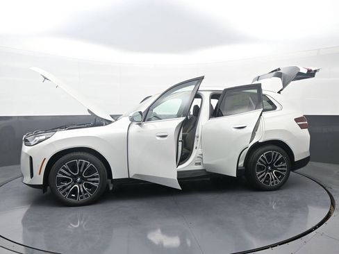 New 2026 BMW X3 xDrive30 w/ Premium Package AWD/4WD image 40