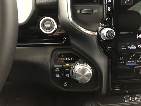 Certified 2025 RAM 1500 Laramie AWD/4WD image 20