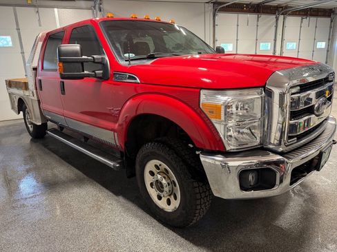 Used 2014 Ford F250 XLT w/ XLT Value Package AWD/4WD image 4