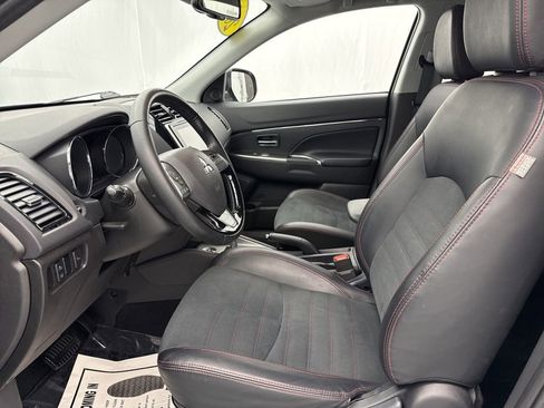 Used 2024 Mitsubishi Outlander Sport AWD image 17