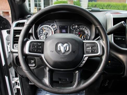 Used 2021 RAM 3500 Big Horn AWD/4WD image 20