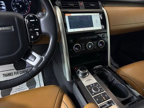 Certified 2019 Land Rover Discovery HSE Luxury image 28