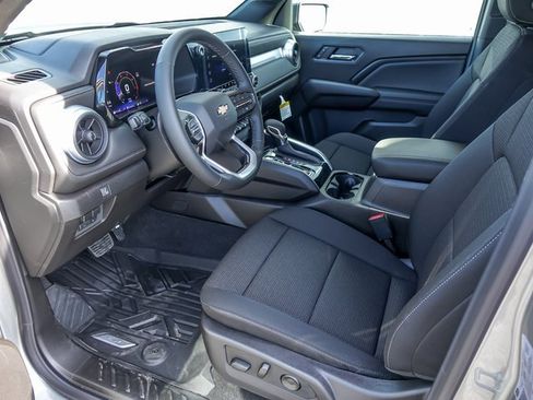 New 2026 Chevrolet Colorado LT image 13