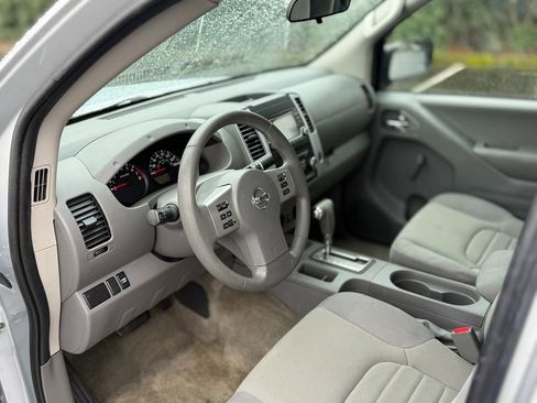 Used 2018 Nissan Frontier S image 18