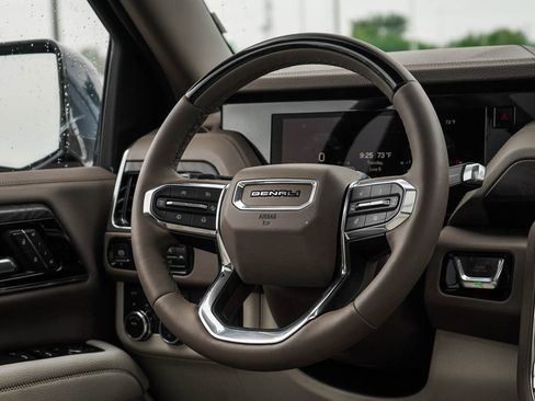 New 2026 GMC Yukon XL Denali w/ Denali Reserve Package AWD/4WD image 17