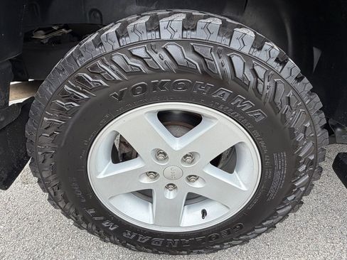 Used 2017 Jeep Wrangler Unlimited Sport w/ Quick Order Package 24S image 43