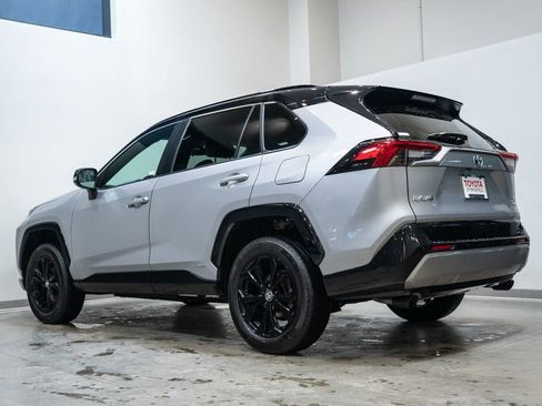 Certified 2022 Toyota RAV4 XSE image 7