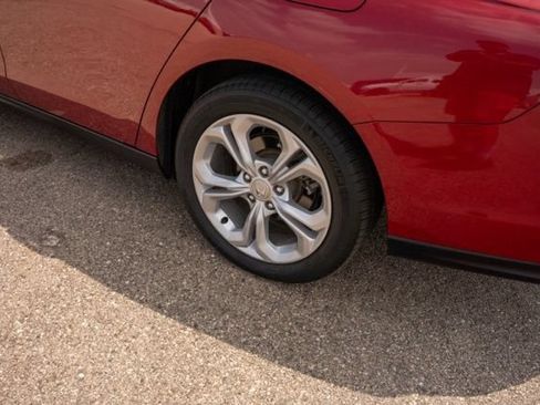 Used 2025 Honda Accord LX image 11