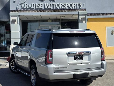Used 2019 GMC Yukon XL Denali AWD/4WD image 7